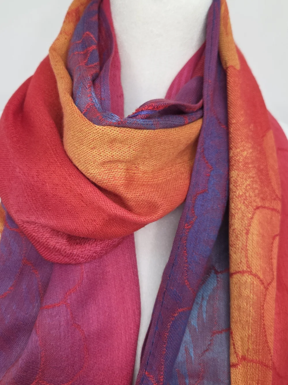 Pashmina Silk Sunset-toned Jacquard Weave W/contrasting Fringe 25x68